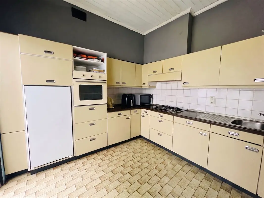 A family home offering many possibilities. — Photo 2 of 10