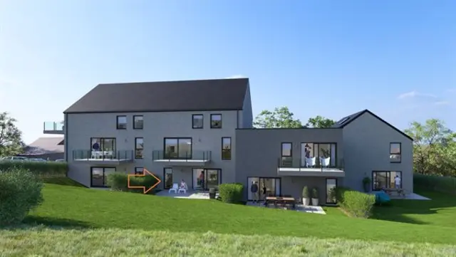 Appartement met 2 slaapkamers, terras en privatieve tuin.