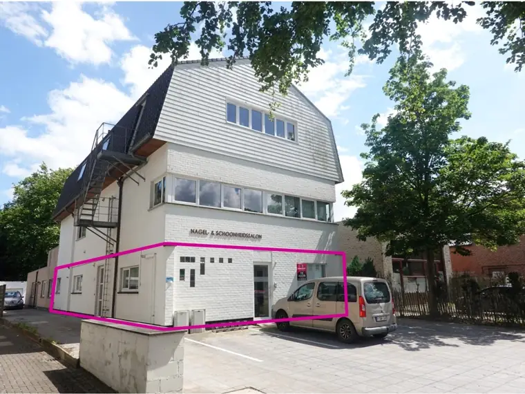 Benedenwoning — Jabbeke