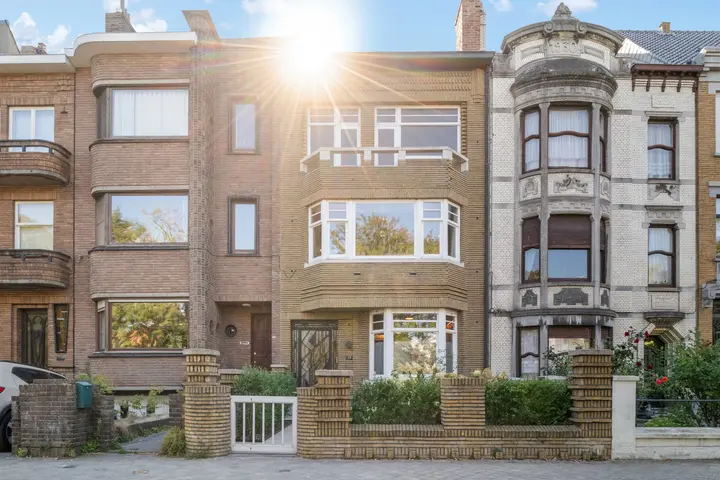 Characterful, unique townhouse