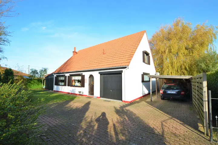 Beautifully located bungalow