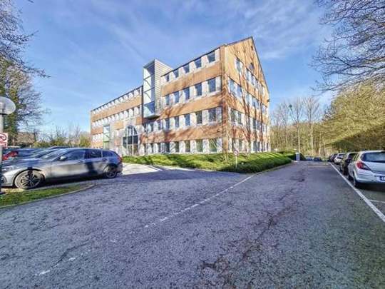 Immeuble de bureaux à louer