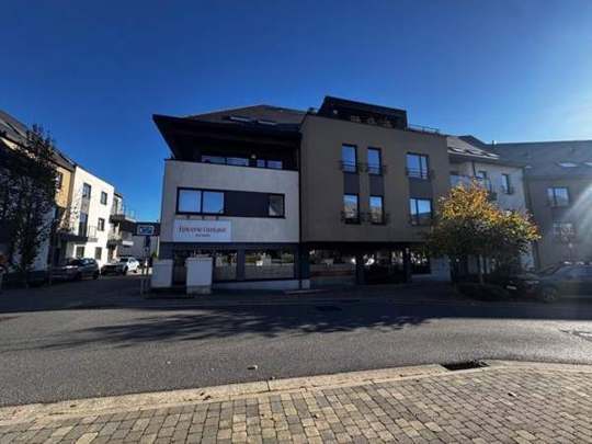 Rez commercial à vendre