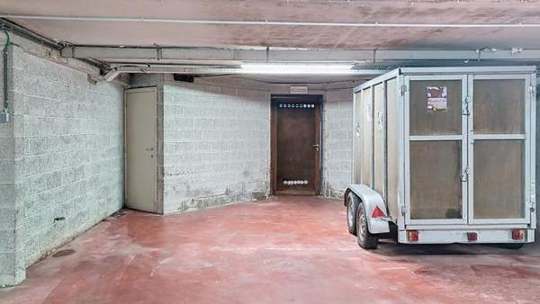 Parking intérieur loué