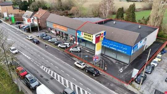 Rez commercial à louer