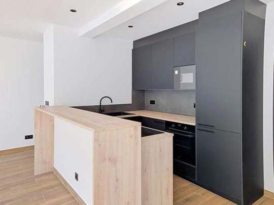 Appartements à usage multiple à vendre