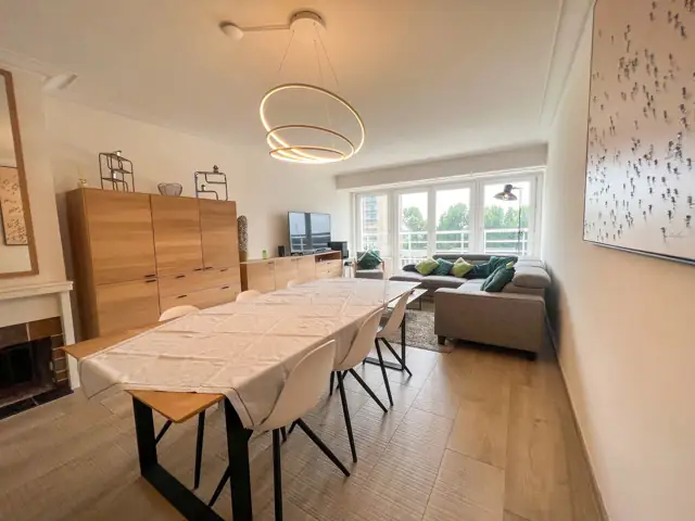 Appartement — Troonstraat 73, 8400 Oostende